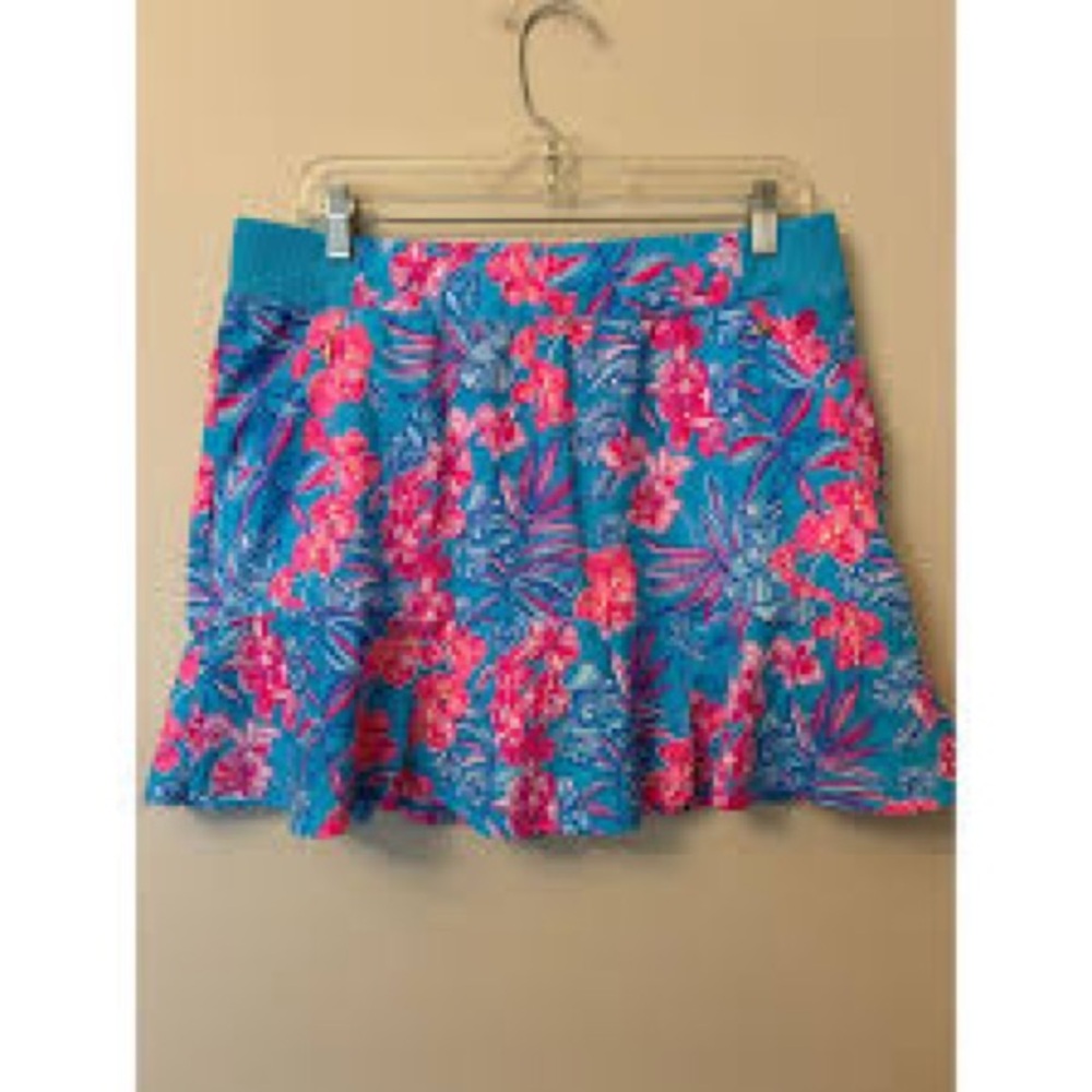 🦩🩷💙 NWT Lilly Pulitzer Luxletic Fara Skort
In Orchid Oasis Size XL - Picture 4 of 16